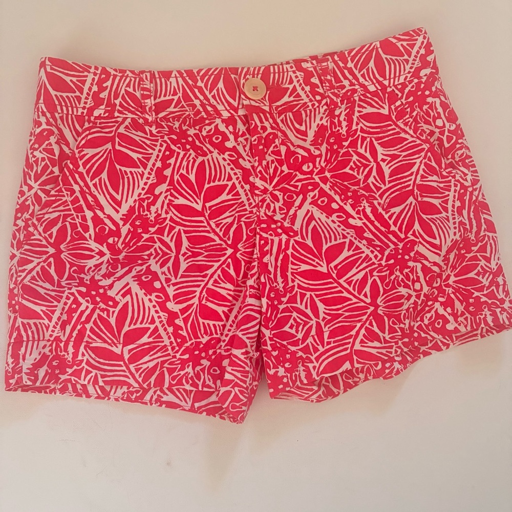 Lilly Pulitzer Pink & White Tropical Print Shorts size 2